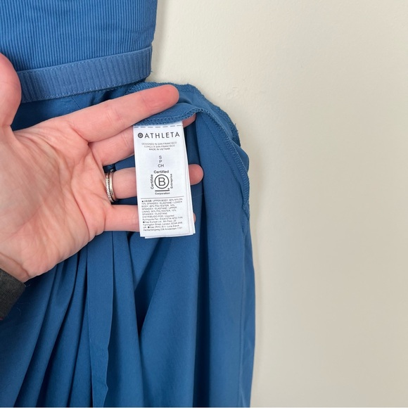 Athleta Women’s Blue Ryder Midi Sleeveless Dress Size Small - Picture 6 of 8